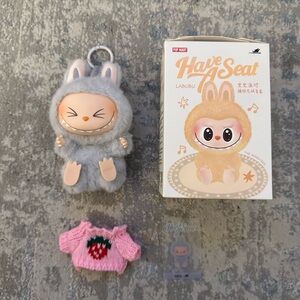 Hehe Labubu - Have a Seat Collection - Pop Mart - bag charm